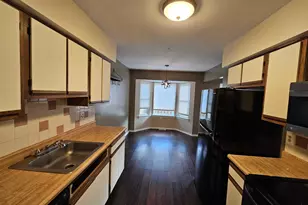 2011 Vine Way Dr, Canton, MI 48188 - Photo 9