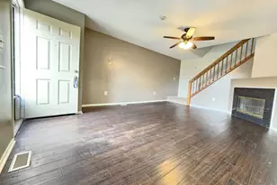 2011 Vine Way Dr, Canton, MI 48188 - Photo 5