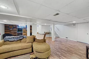 10061 Seltzer St, Livonia, MI 48150 - Photo 19