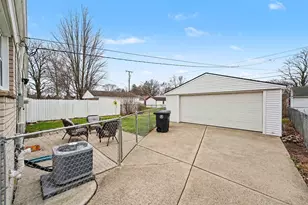 10061 Seltzer St, Livonia, MI 48150 - Photo 25