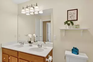 8691 Oakland Hills Cir, Portage, MI 49024 - Photo 21