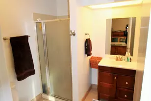 22987 W 13 Mile Rd, Beverly Hills, MI 48025 - Photo 21