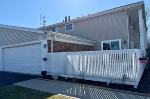 27153 Winchester St, Brownstown, MI 48183 - Photo 3