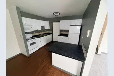 27153 Winchester Street, Brownstown, MI 48183 - Photo 11