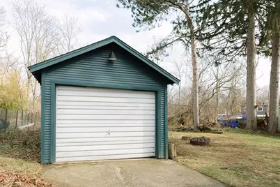 1369 Montgomery Avenue, Muskegon, MI 49441 - Photo 5