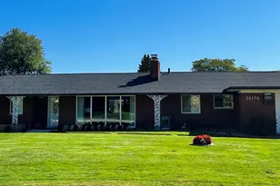 38176 Villa Mar St, Harrison, MI 48045 - Photo 1