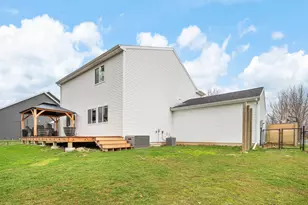 1134 Sonoma Ct, Baroda, MI 49101 - Photo 37