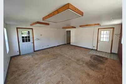 5587 E Karen Court, Stevensville, MI 49127 - Photo 9