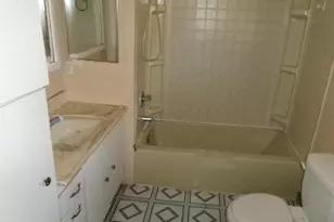 5587 E Karen Ct, Stevensville, MI 49127 - Photo 17