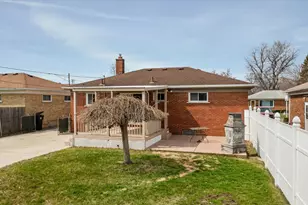 28110 Garfield St, Roseville, MI 48066 - Photo 23