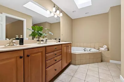3838 Fox Crossing Crossing, Saint Joseph, MI 49085 - Photo 25