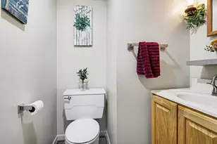 146 Orbit Dr, Battle Creek, MI 49014 - Photo 11