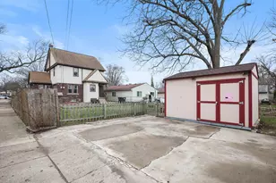 6773 Burr St, Taylor, MI 48180 - Photo 3