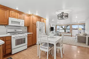 828 N Werners Landing Dr, Bronson, MI 49028 - Photo 3