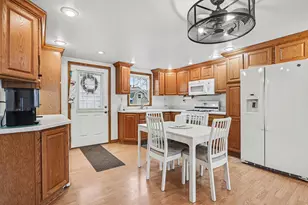 828 N Werners Landing Dr, Bronson, MI 49028 - Photo 5