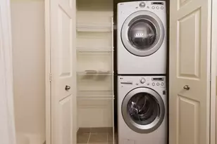 120 W Oakbrook Dr, Ann Arbor, MI 48103 - Photo 15