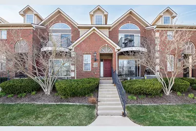 120 W Oakbrook Drive, Ann Arbor, MI 48103 - Photo 1