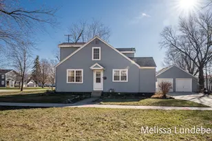 220 Barber St, Spring Lake, MI 49456 - Photo 1