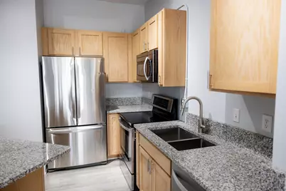 600 Broadway Avenue NW #118, Grand Rapids, MI 49504 - Photo 3