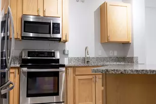 600 Broadway Ave NW, Grand Rapids, MI 49504 - Photo 11