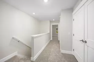 2221 Watertown Way NE, Grand Rapids, MI 49505 - Photo 11