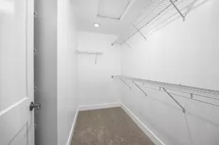 2221 Watertown Way NE, Grand Rapids, MI 49505 - Photo 15