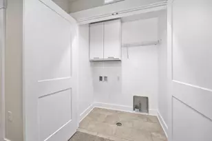 2221 Watertown Way NE, Grand Rapids, MI 49505 - Photo 19