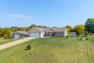 12940 Scottie Dr, Grand Haven, MI 49417 - Photo 35