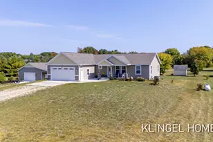 12940 Scottie Dr, Grand Haven, MI 49417 - Photo 27
