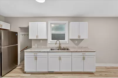 947 Crescent Street NE, Grand Rapids, MI 49503 - Photo 17