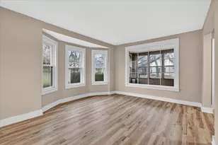 947 Crescent St NE, Grand Rapids, MI 49503 - Photo 9