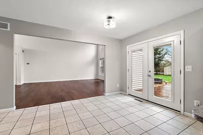 1701 J W Way, Saint Joseph, MI 49085 - Photo 9