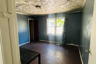 14865 Mendota St, Detroit, MI 48238 - Photo 9