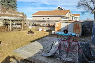 252 Hughes St, Manistee, MI 49660 - Photo 5