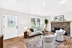 206 W Nelson St, Hastings, MI 49058 - Photo 5