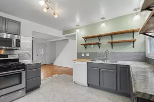 1615 Homecrest Ave, Kalamazoo, MI 49001 - Photo 9