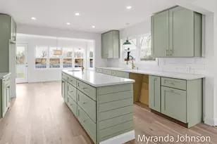 14661 Mercury Dr, Grand Haven, MI 49417 - Photo 7