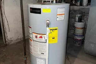 1053 Mc Reynolds Ave NW, Grand Rapids, MI 49504 - Photo 15