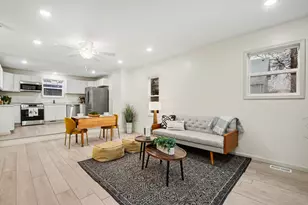 542 Ionia St, Belding, MI 48809 - Photo 3