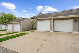 1755 Weatherstone Dr, Ann Arbor, MI 48108 - Photo 3