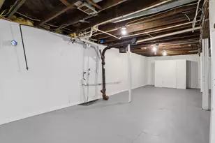 16 E Cleveland Ave, Muskegon, MI 49444 - Photo 37