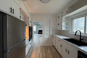 258 Surby Ave, Battle Creek, MI 49015 - Photo 7