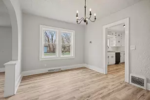 258 Surby Ave, Battle Creek, MI 49015 - Photo 9