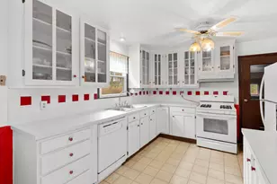 5251 S 6th St, Kalamazoo, MI 49009 - Photo 9