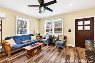 209 Clinton Ave, Grand Haven, MI 49417 - Photo 9