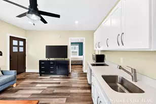 209 Clinton Ave, Grand Haven, MI 49417 - Photo 15