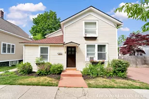 209 Clinton Ave, Grand Haven, MI 49417 - Photo 3