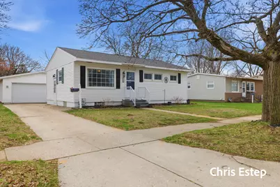 1620 Slayton Avenue, Grand Haven, MI 49417 - Photo 1