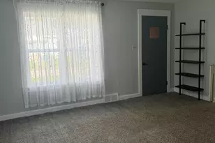 301 N Kennefic St, Yale, MI 48097 - Photo 17