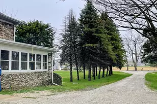 2311 E Glendora Rd, Buchanan, MI 49107 - Photo 3